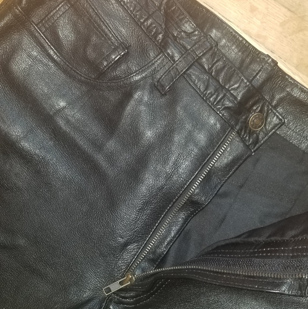 Vintage Leather (Levi's ?) Unisex Pants - Picture 14 of 16